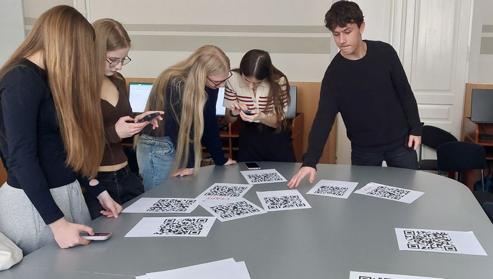 Інтелектуальний квест «Scan & Solve»
